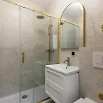 Elite Korzeniowskiego Seaside Prestige דירה