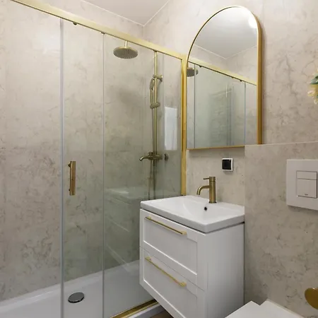 Elite Korzeniowskiego Seaside Prestige Appartement